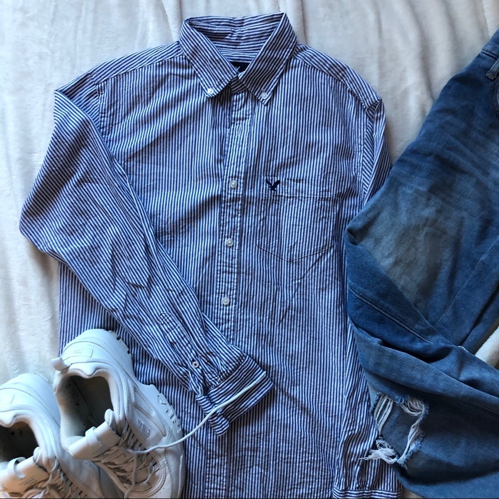 American Eagle long sleeve button up